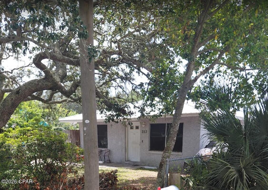 Laguna Beach Estates 7th Add - Residential