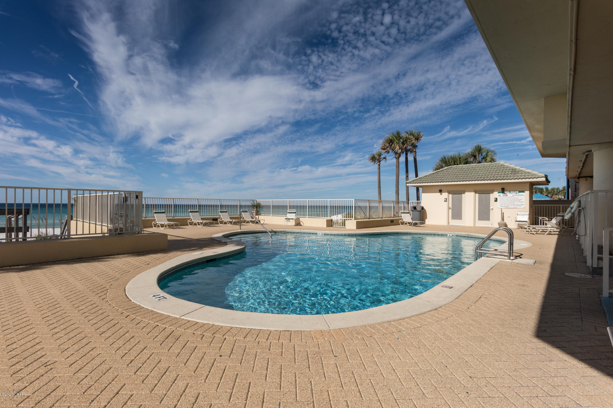 Grande Surf Club Condo - Residential