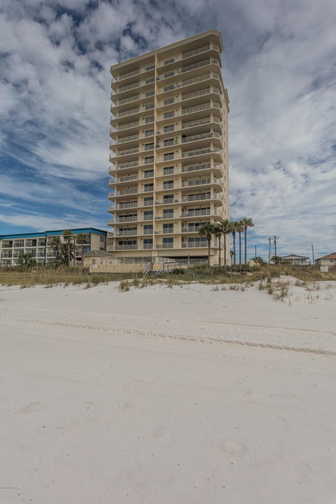 Grande Surf Club Condo - Residential