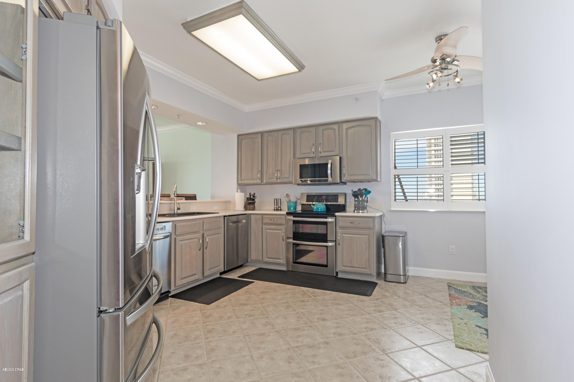 Grande Surf Club Condo - Residential