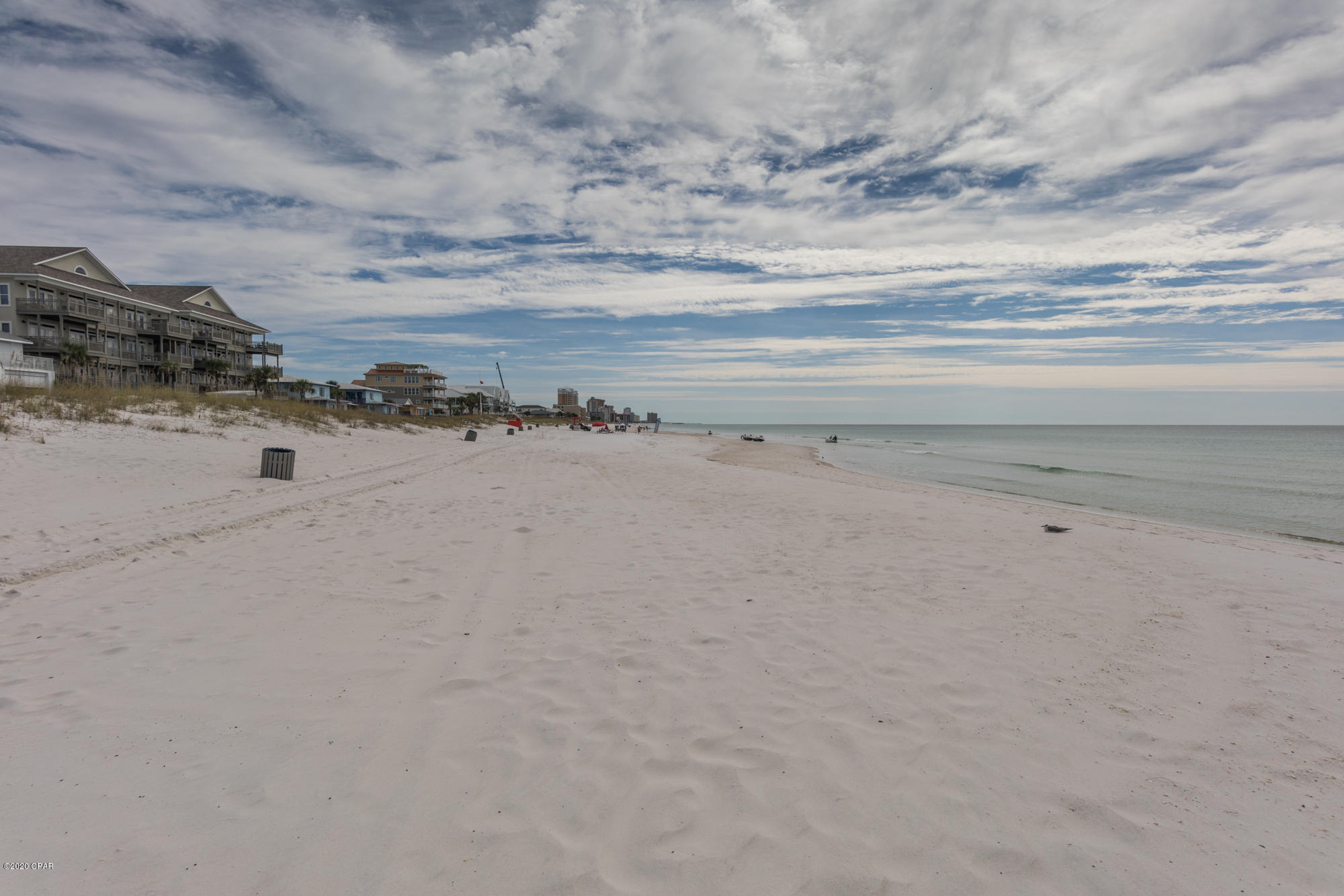 Grande Surf Club Condo - Residential