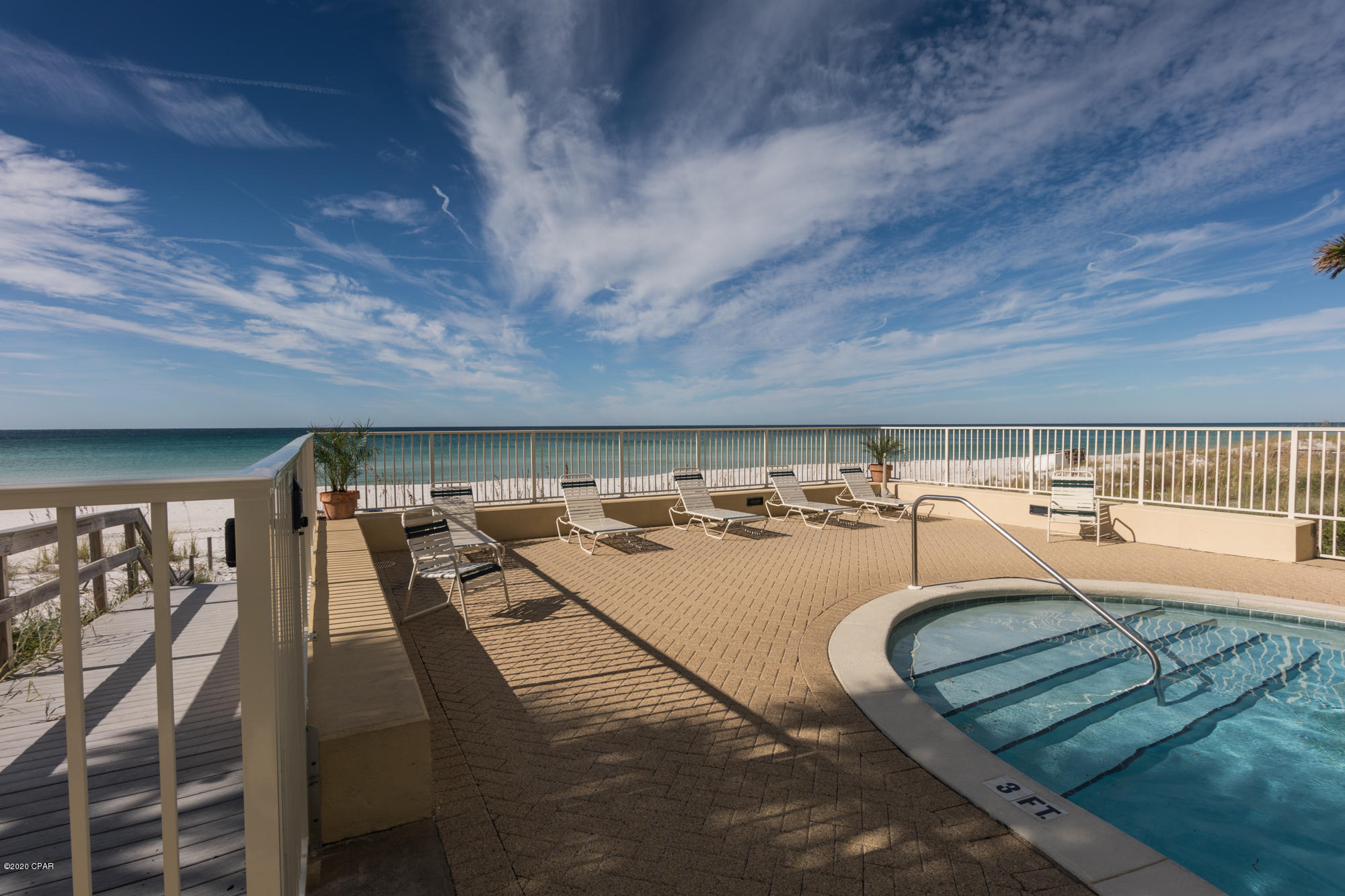 Grande Surf Club Condo - Residential