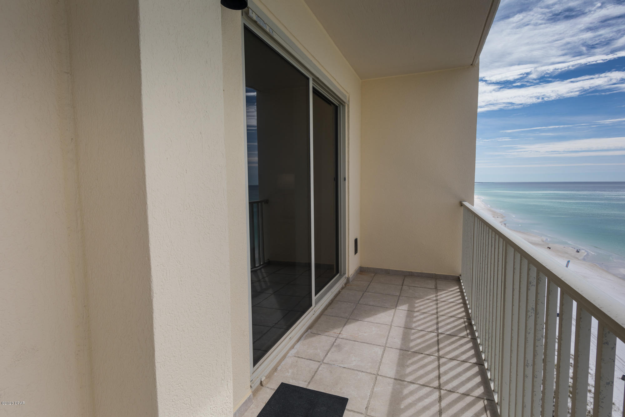 Grande Surf Club Condo - Residential