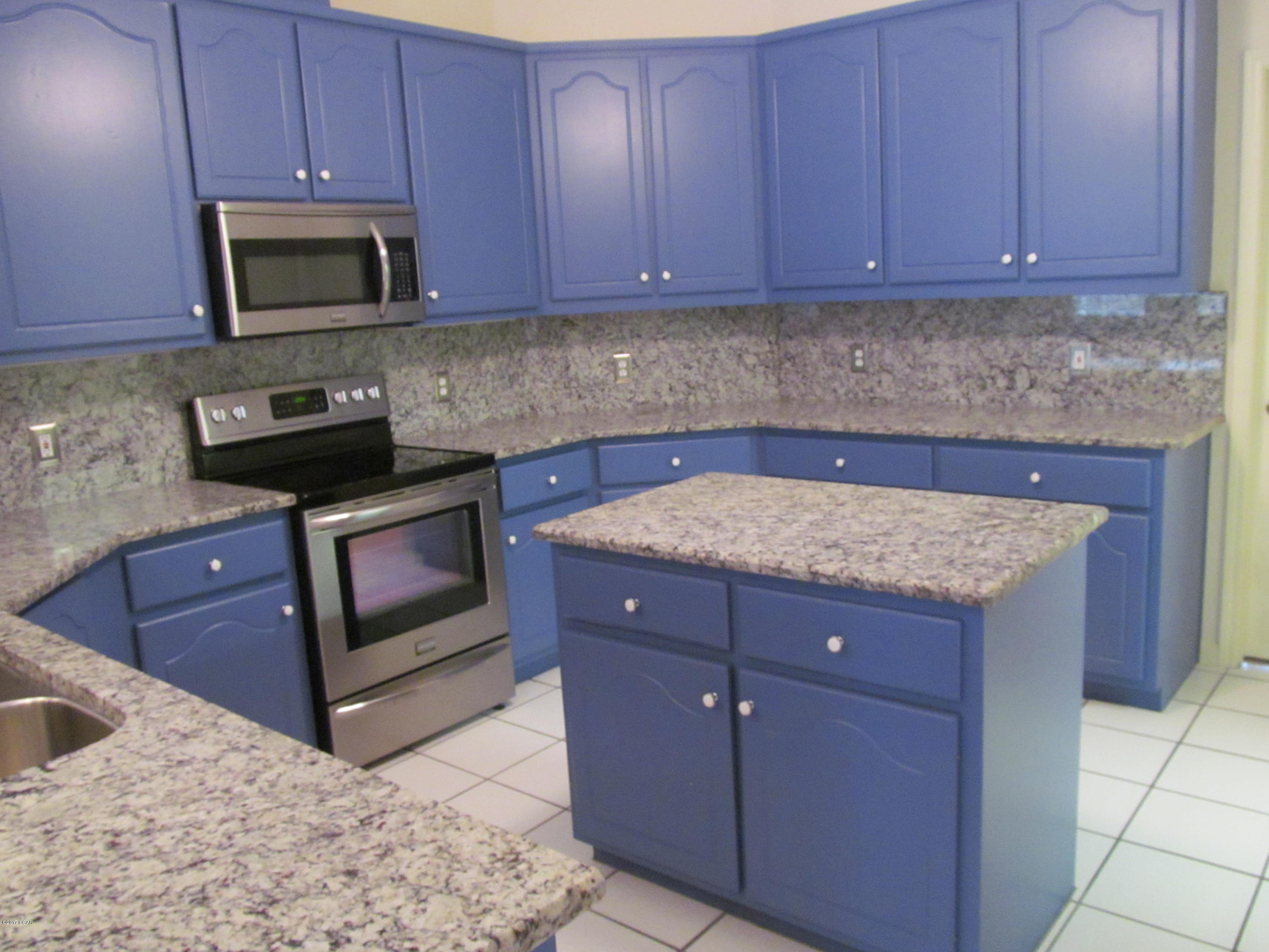 Hidden Pines Phase I - Residential Lease