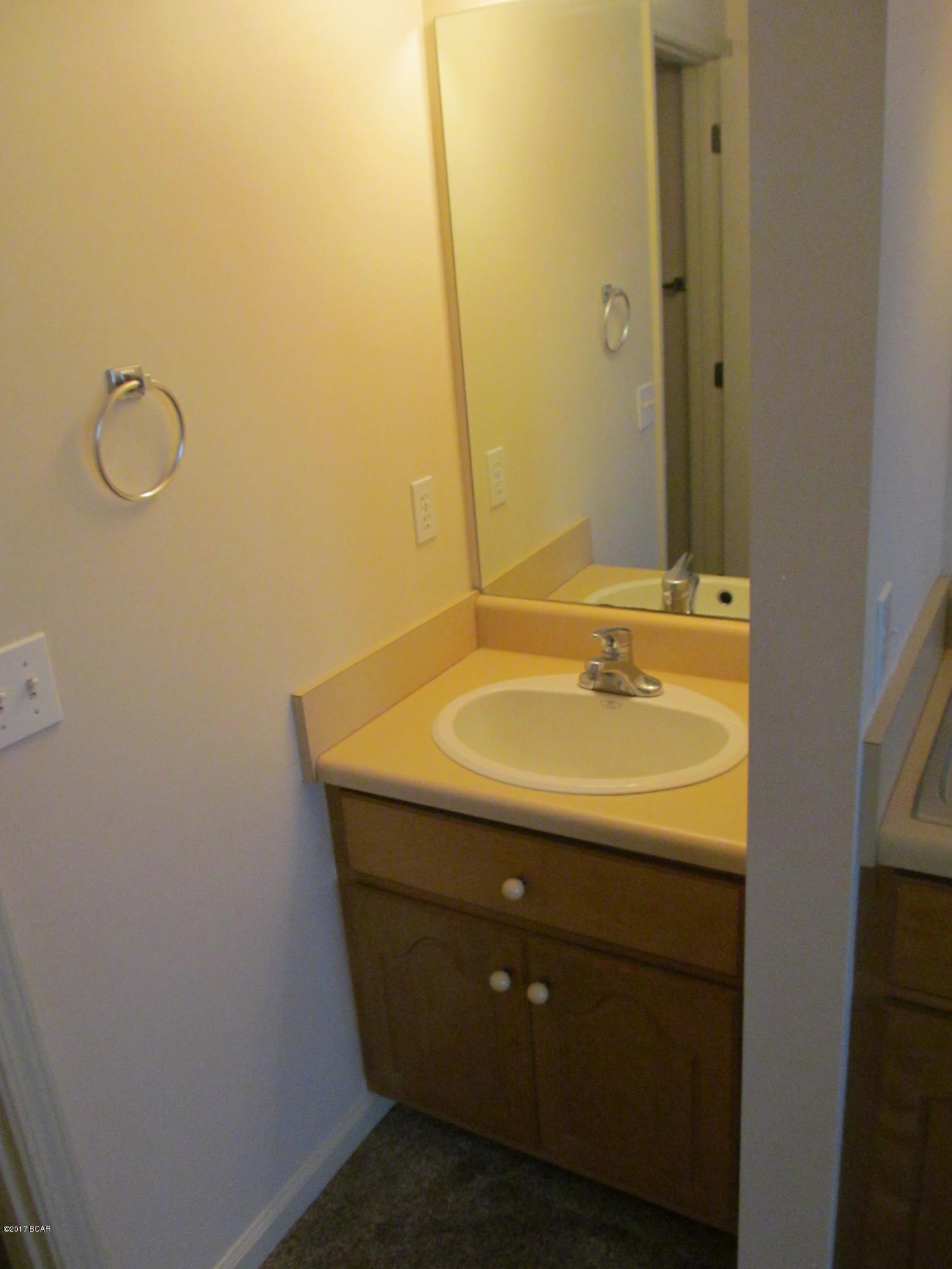 Hidden Pines Phase I - Residential Lease