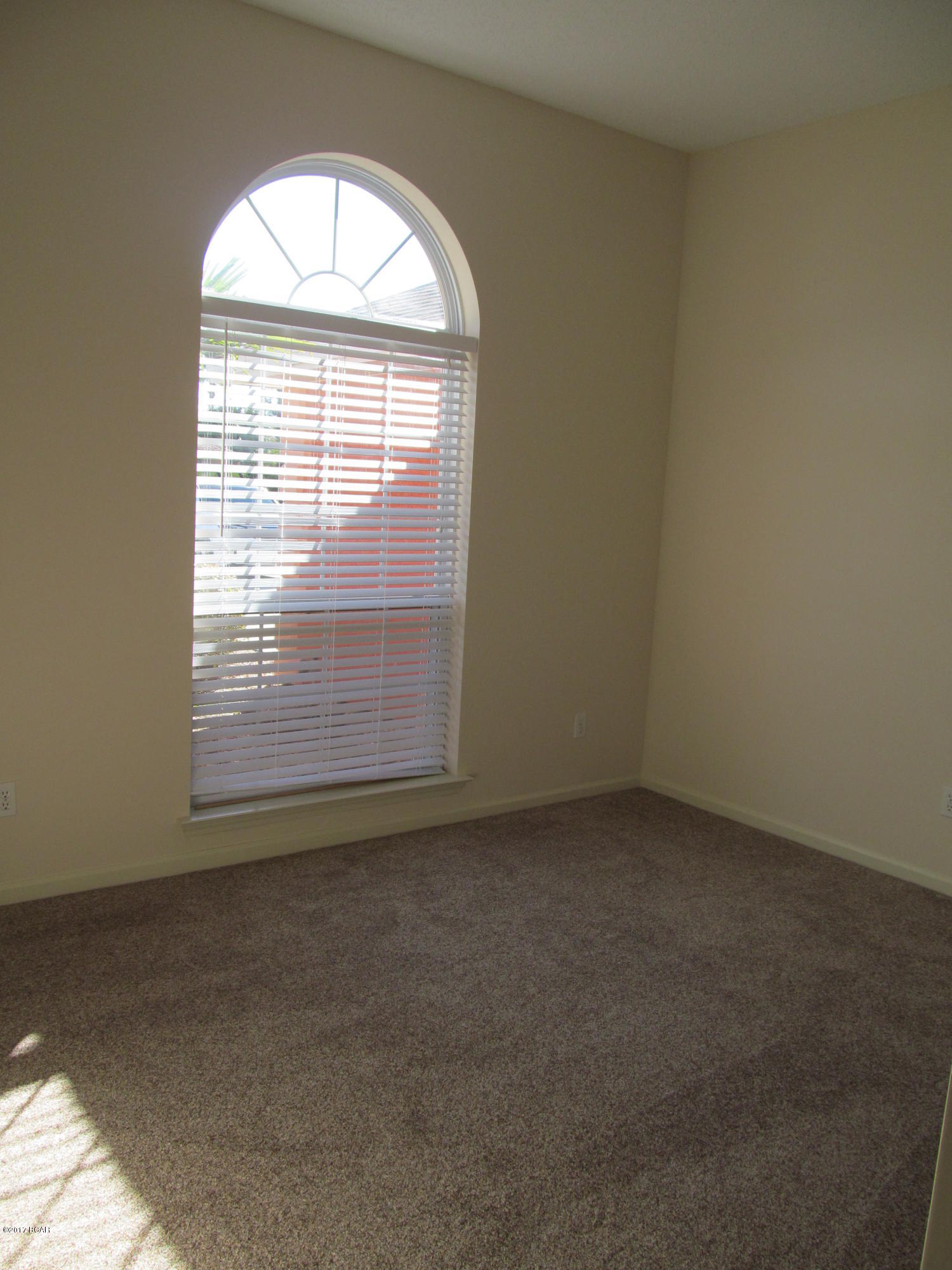 Hidden Pines Phase I - Residential Lease