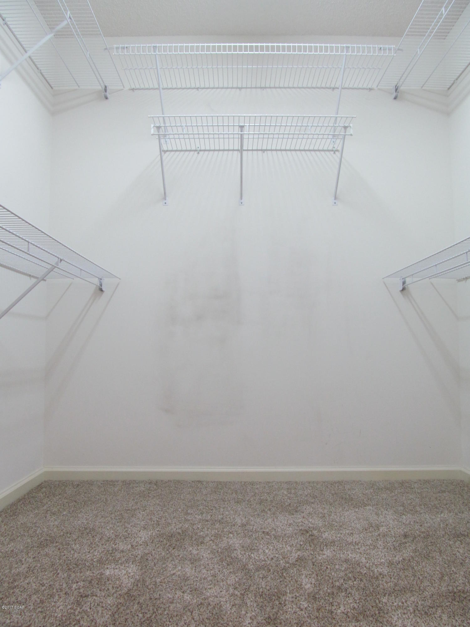 Hidden Pines Phase I - Residential Lease