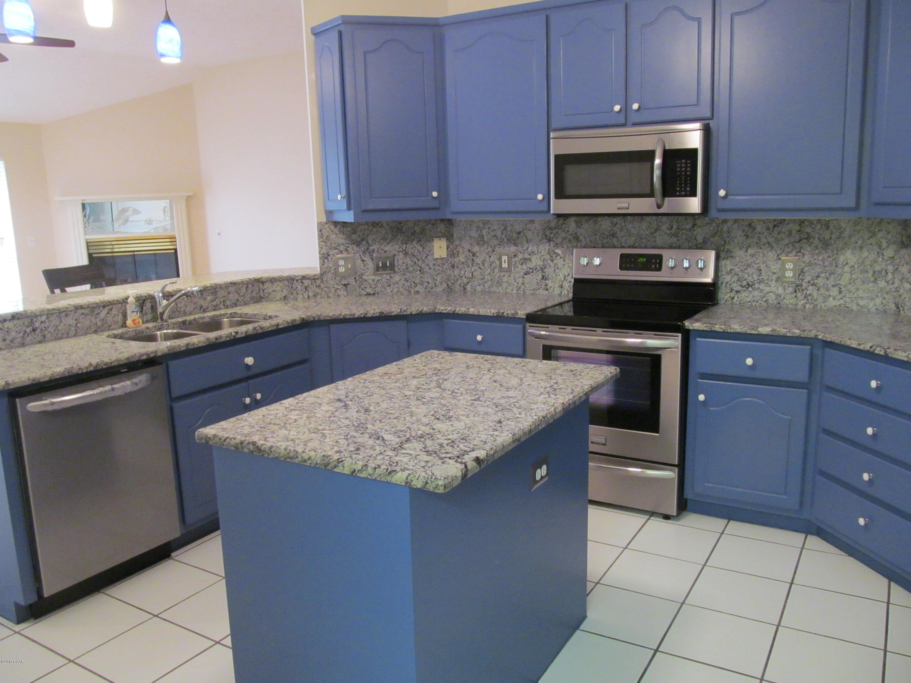Hidden Pines Phase I - Residential Lease