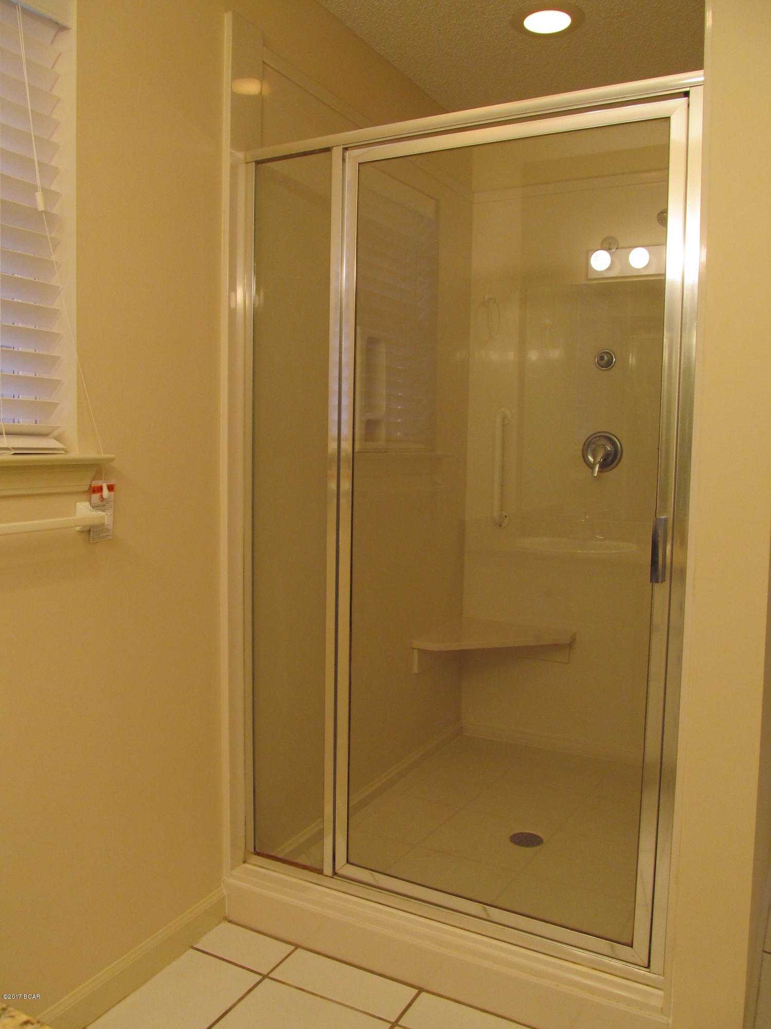 Hidden Pines Phase I - Residential Lease