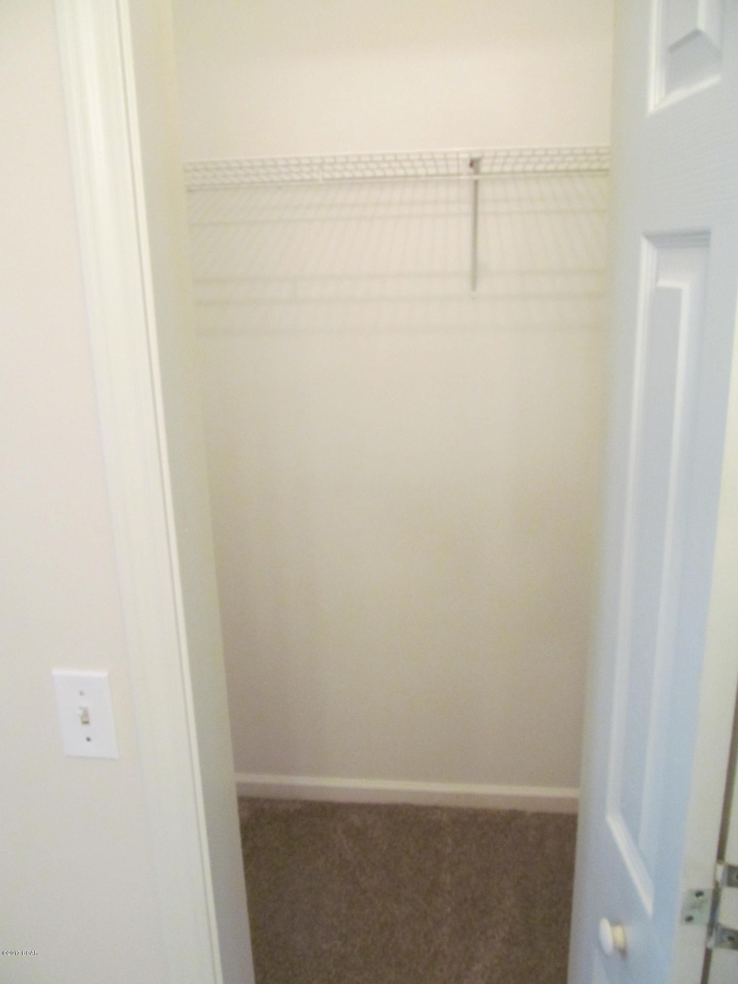 Hidden Pines Phase I - Residential Lease