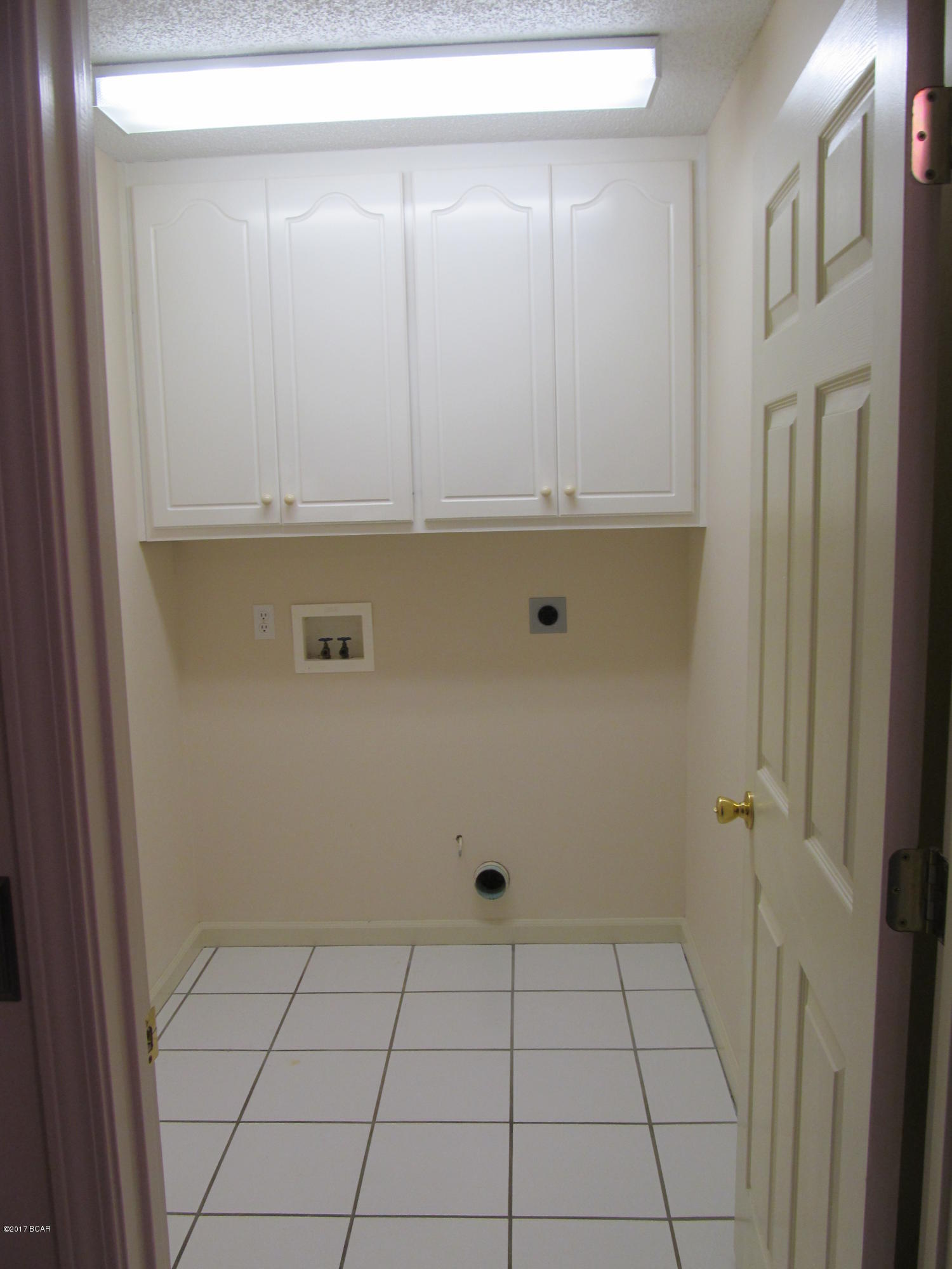Hidden Pines Phase I - Residential Lease