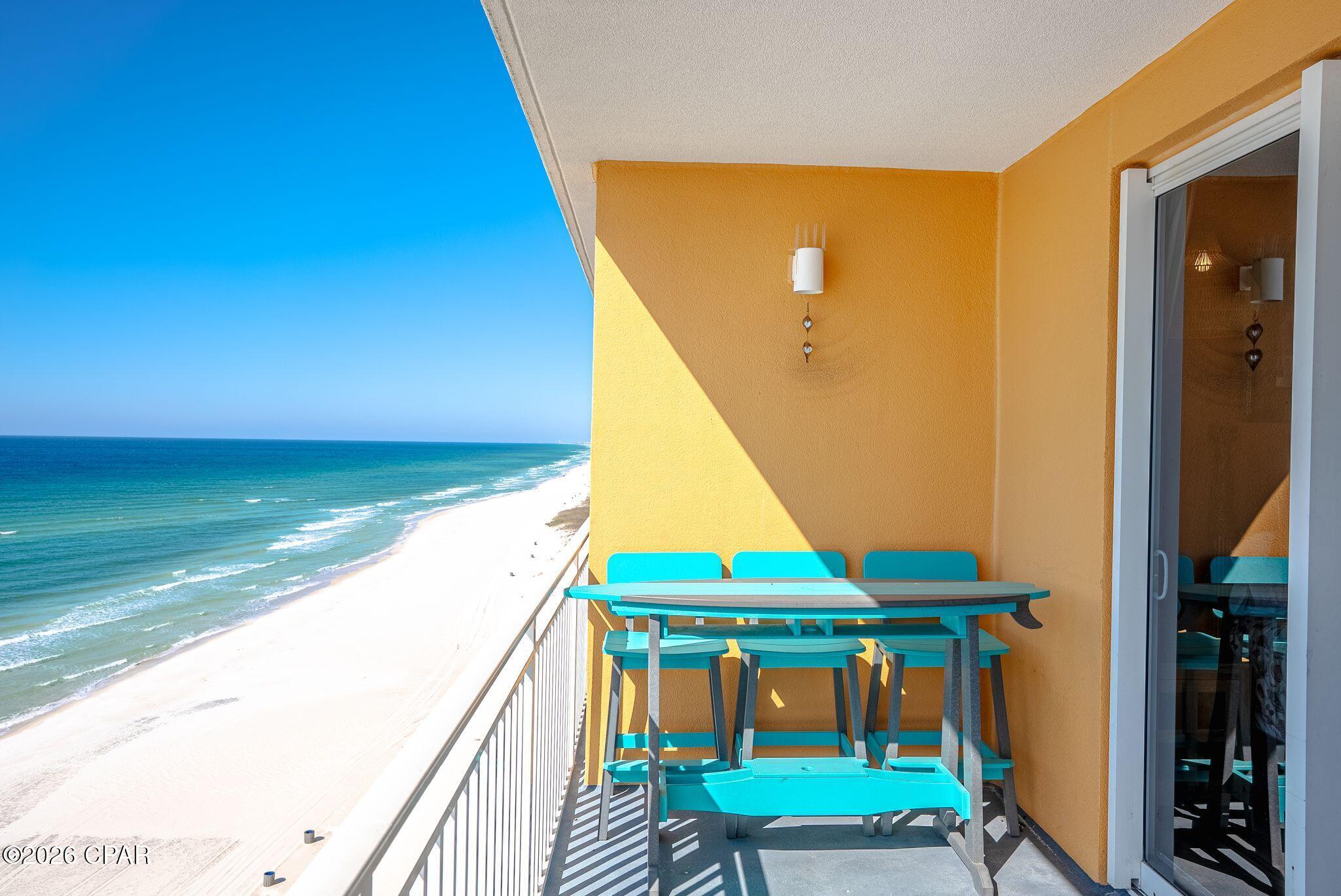 Splash Condo - Residential