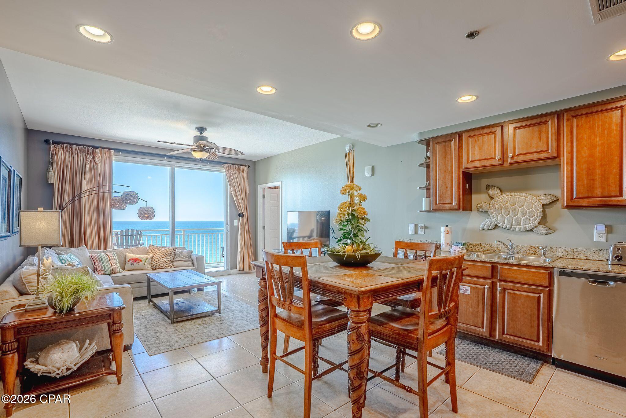 Splash Condo - Residential