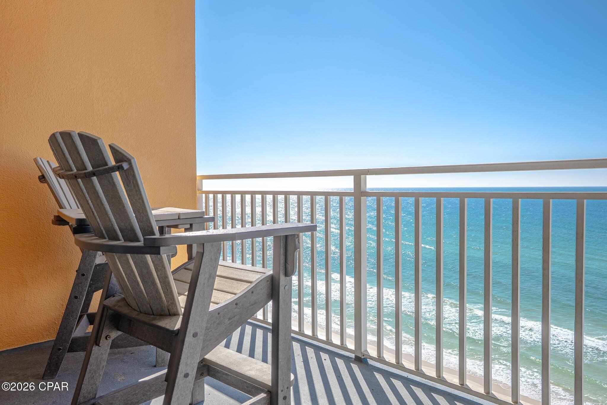 Splash Condo - Residential