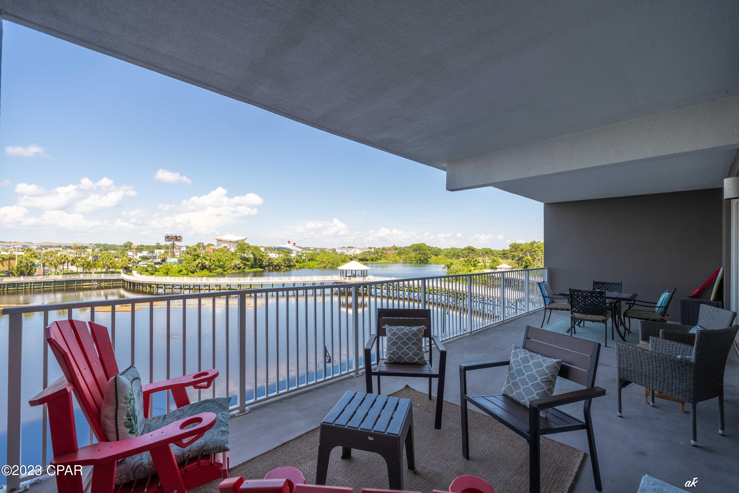 Laketown Wharf - Residential
