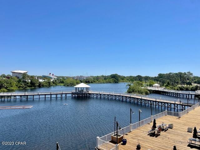 Laketown Wharf - Residential