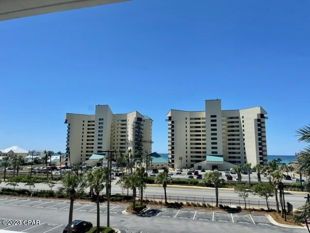 Laketown Wharf - Residential