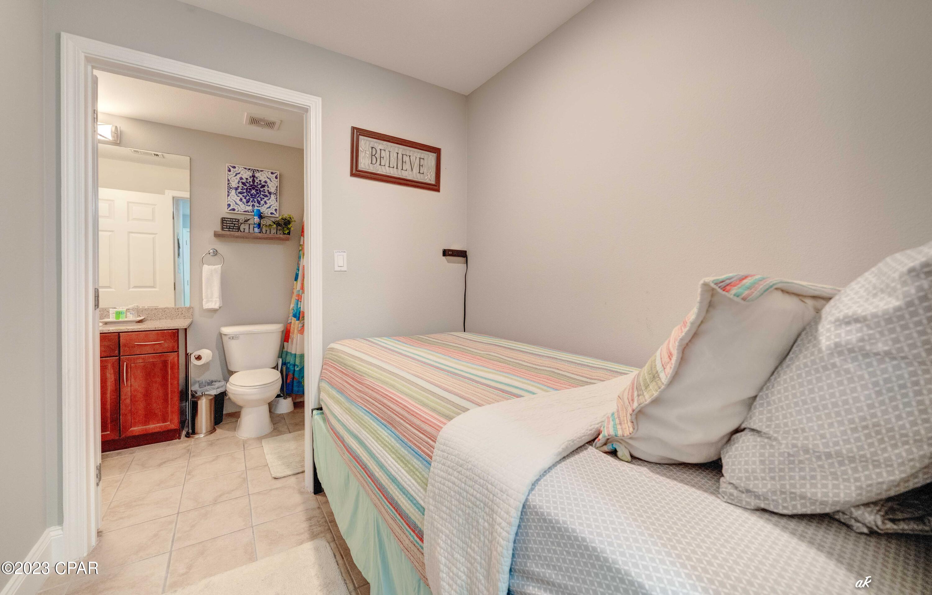 Laketown Wharf - Residential