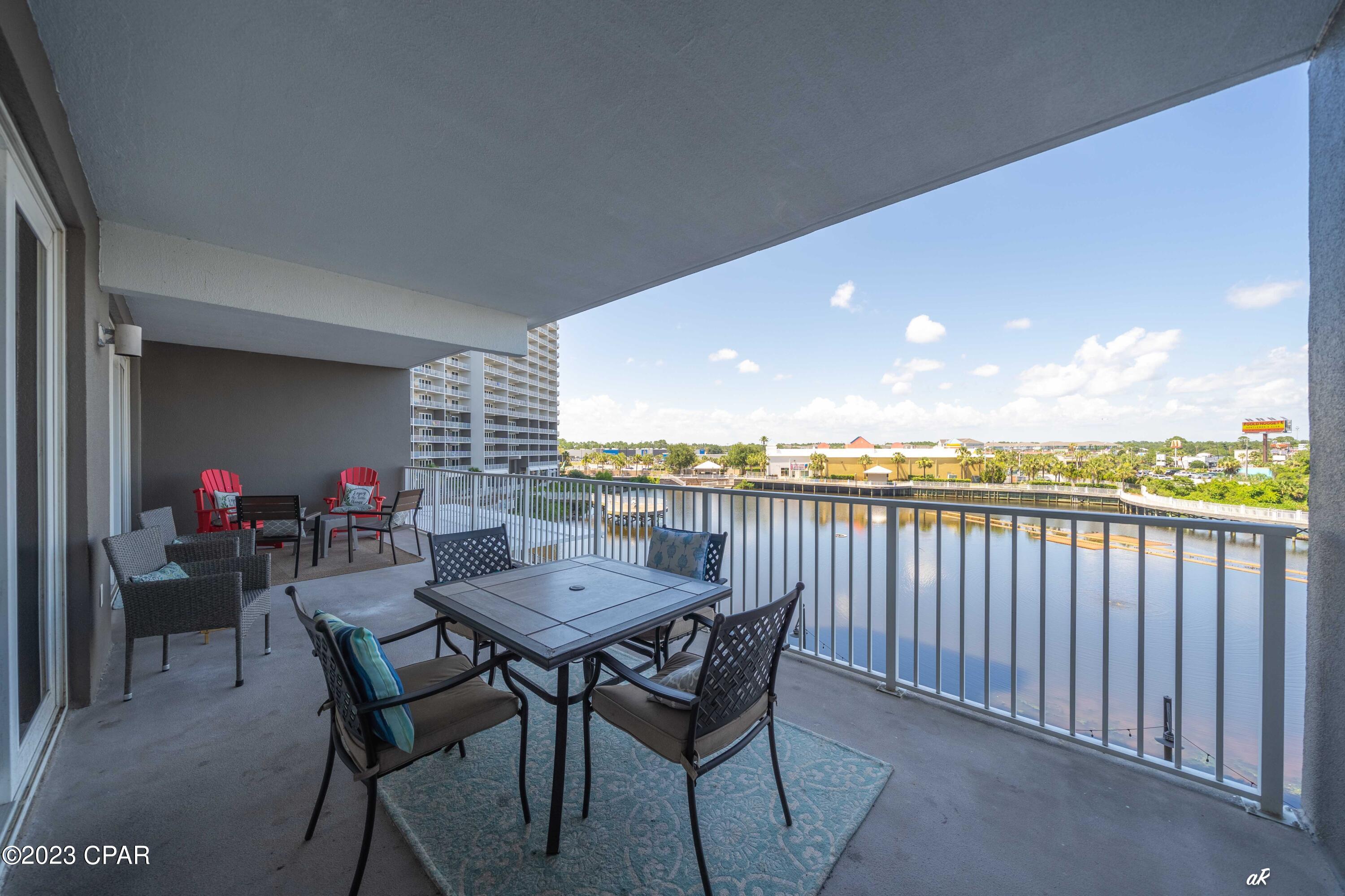 Laketown Wharf - Residential