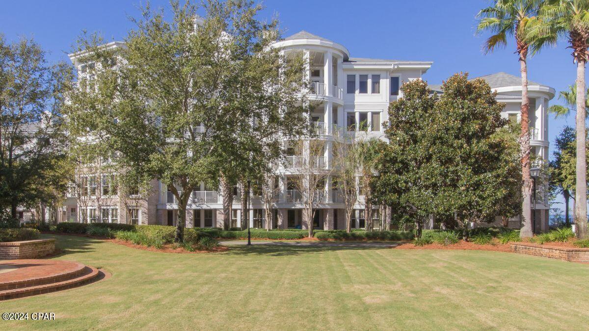 Bahia Condo - Residential