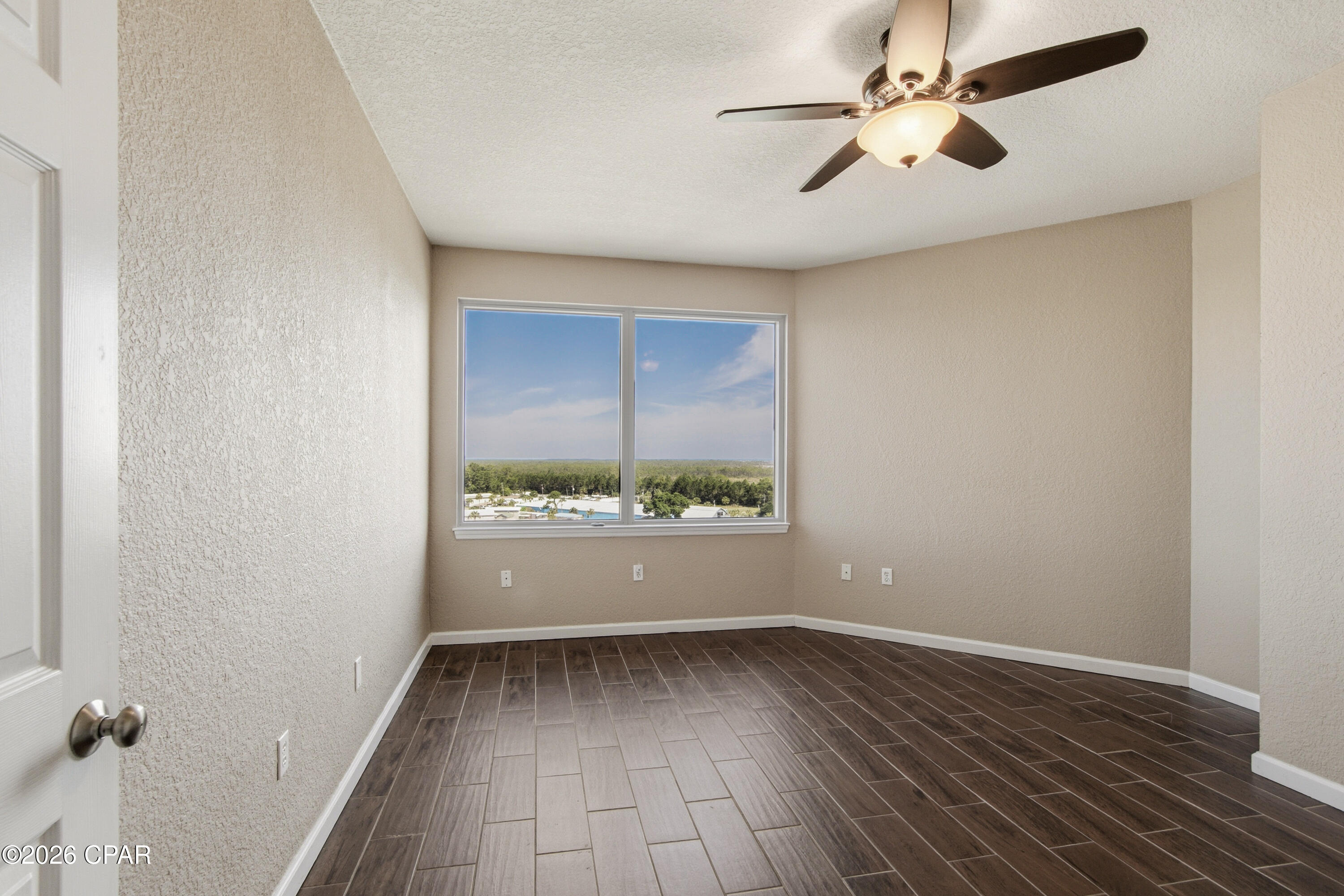 Hibiscus By The Bay - Residential