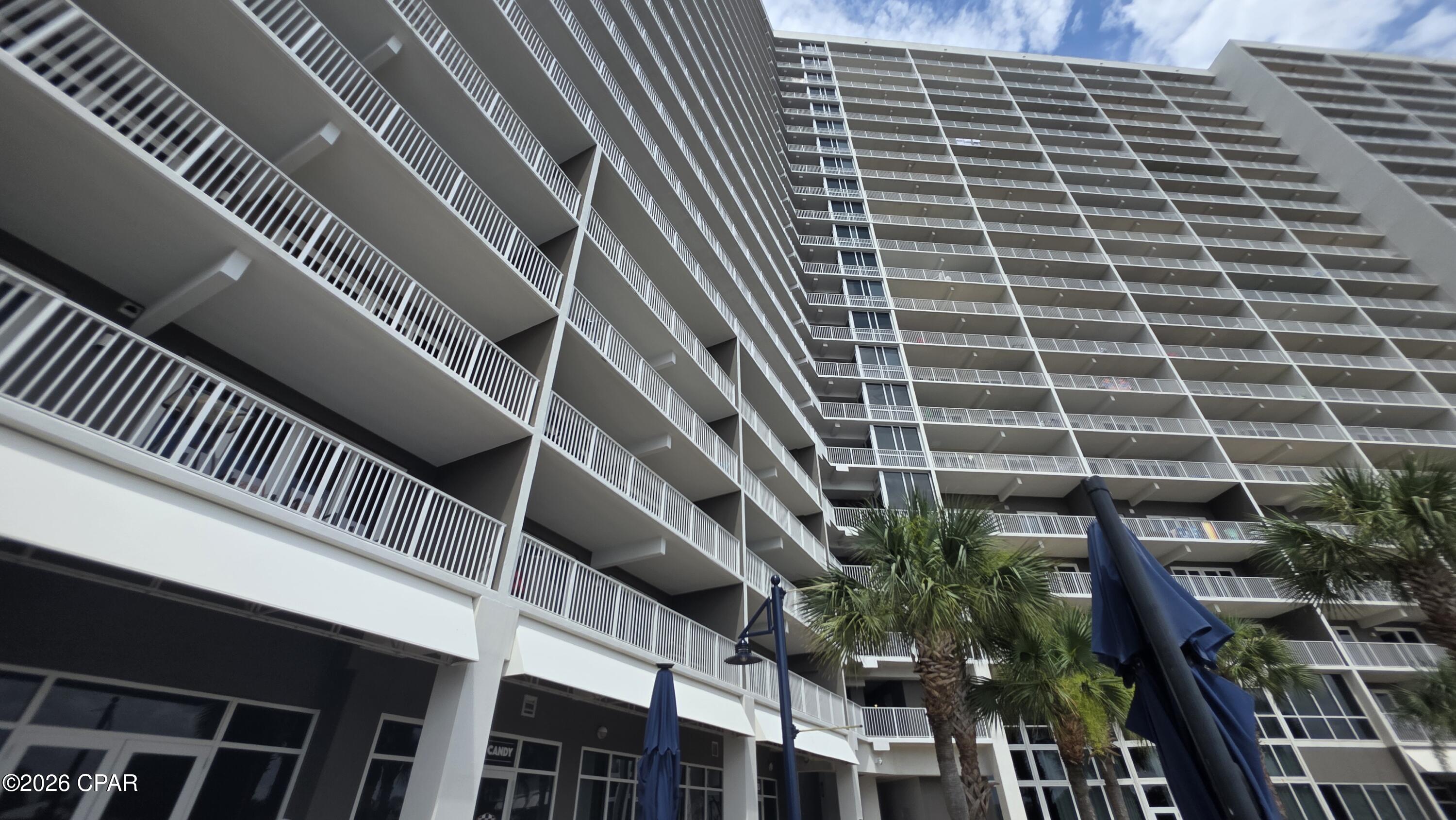 Laketown Wharf - Residential