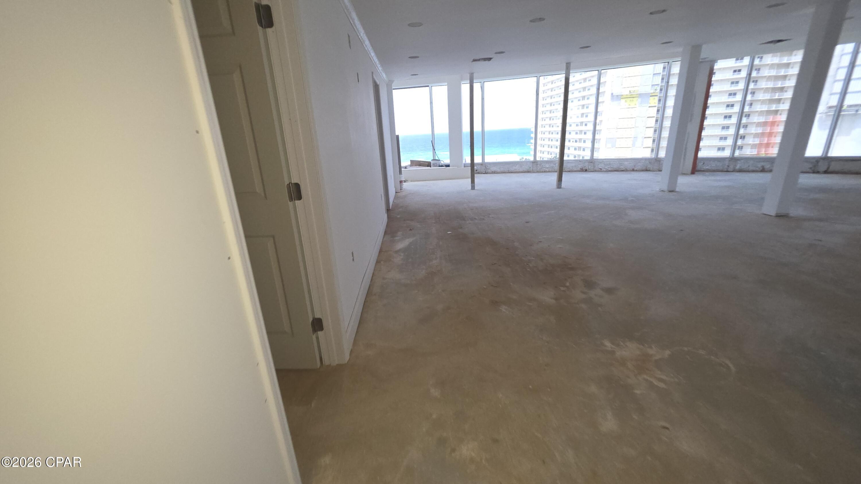 Laketown Wharf - Residential