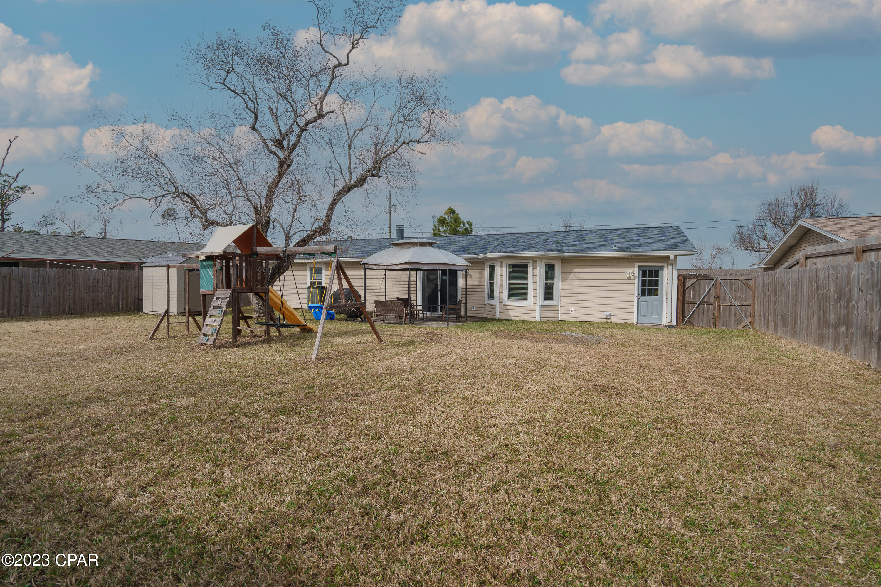 Pine Forest Est Ph 2 - Residential