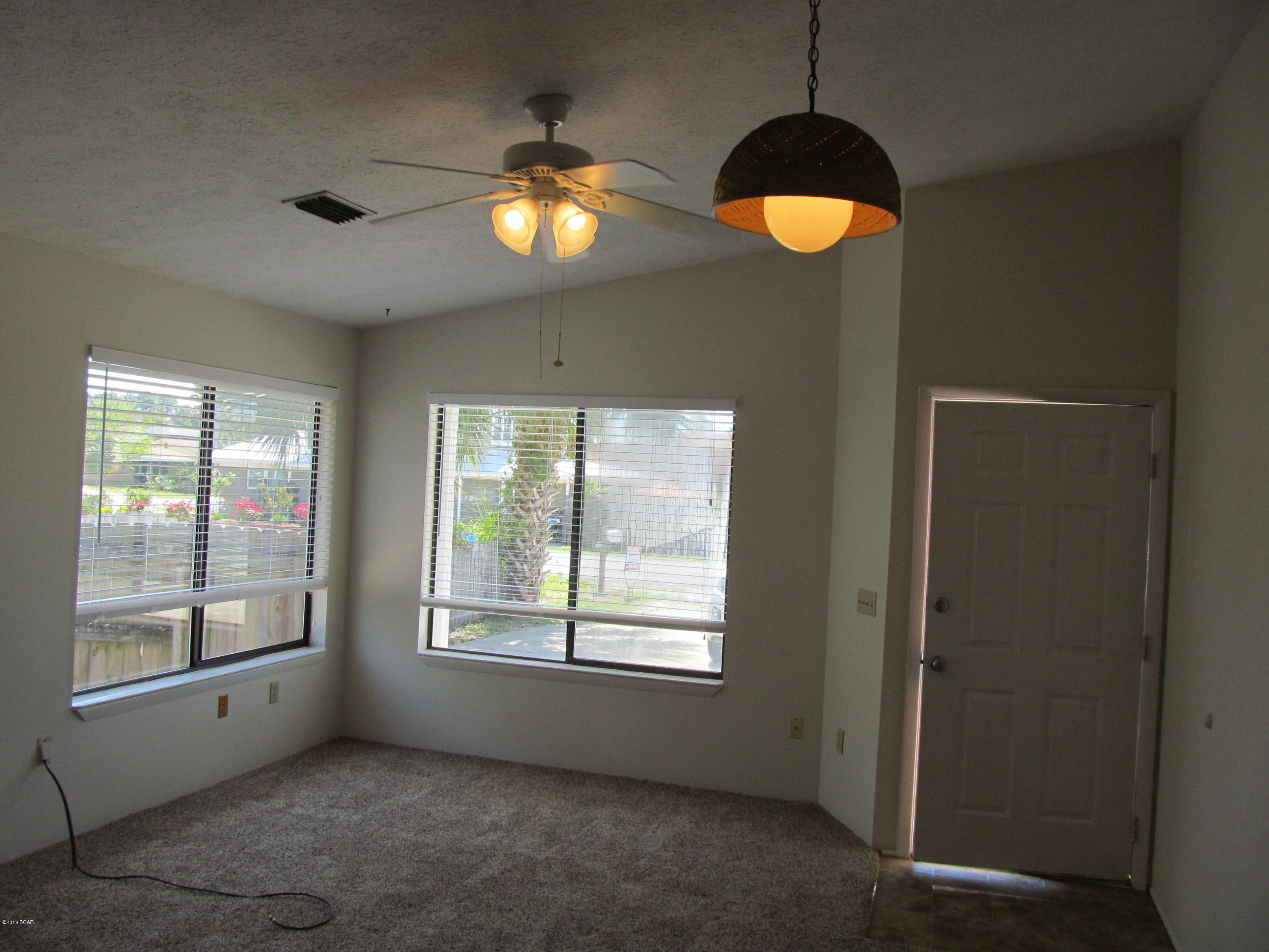 Holiday Beach Unit 7 - Residential Lease