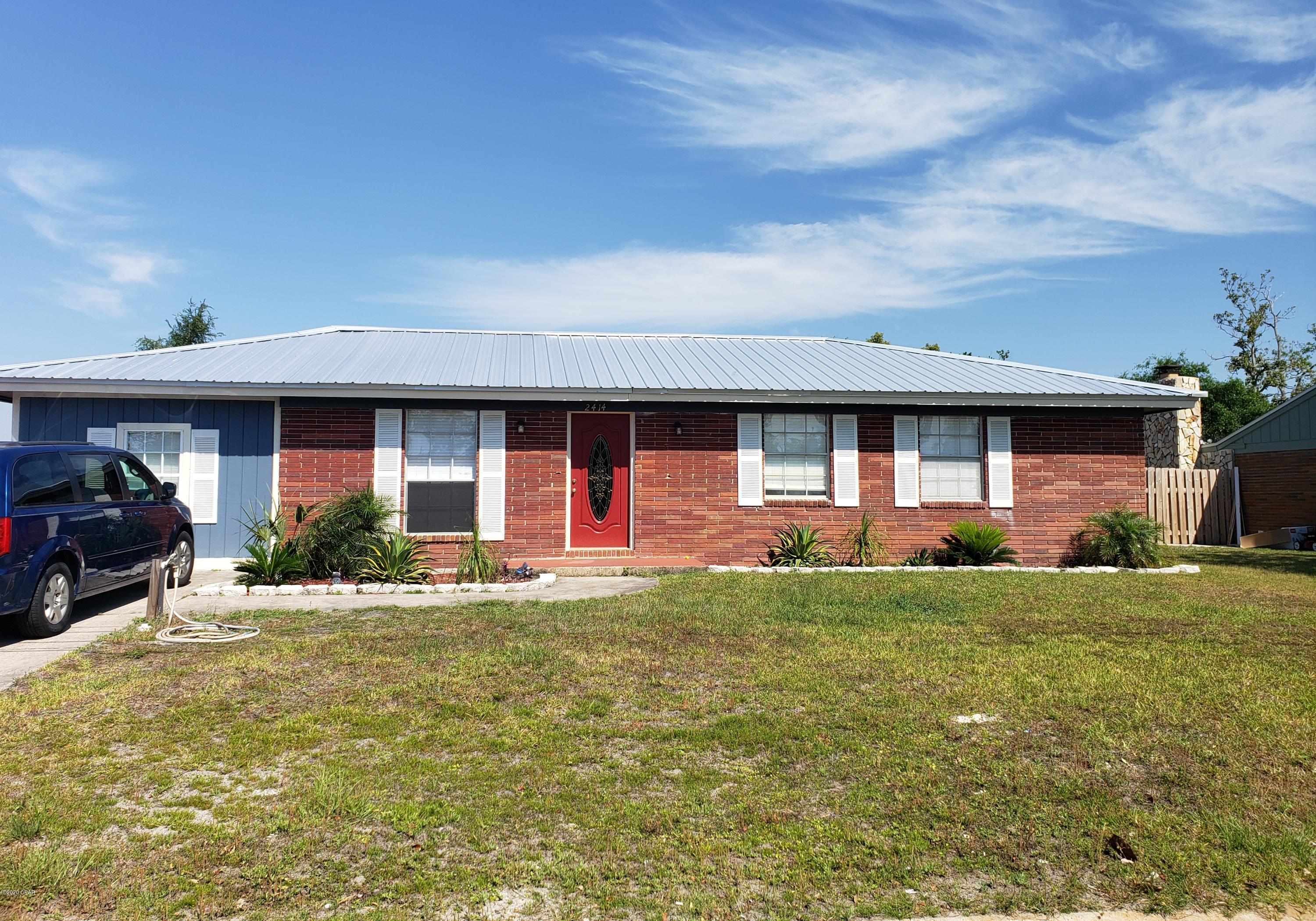 'CURRENTLY UNDER CONTRACT, SELLER ACCEPTING BACKUP OFFERS' 

 Home is ready to move into and owner is looking at all offers.  4bedrooms, 2 bath  large privacy fenced back yard with large 24x30 shop and screened in porch. Home is clean and freshly painted with tile floors. New windows being installed, roof repair being completed now. 

Centrally located near restaurants, schools, shopping and minutes to beautiful beaches this home offers room for family or  would make a great rental for investment.  This is a must see home and would be great for 1st time home buyer.  Seller said to make your appointment to see and make your offer.