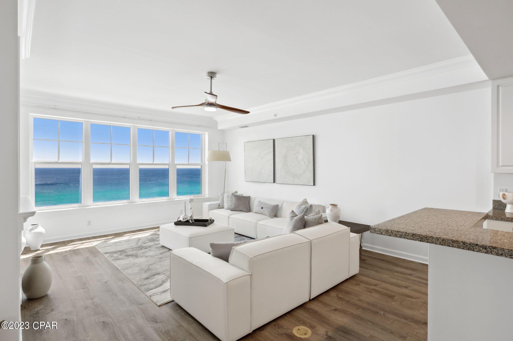 En Soleil Condo - Residential