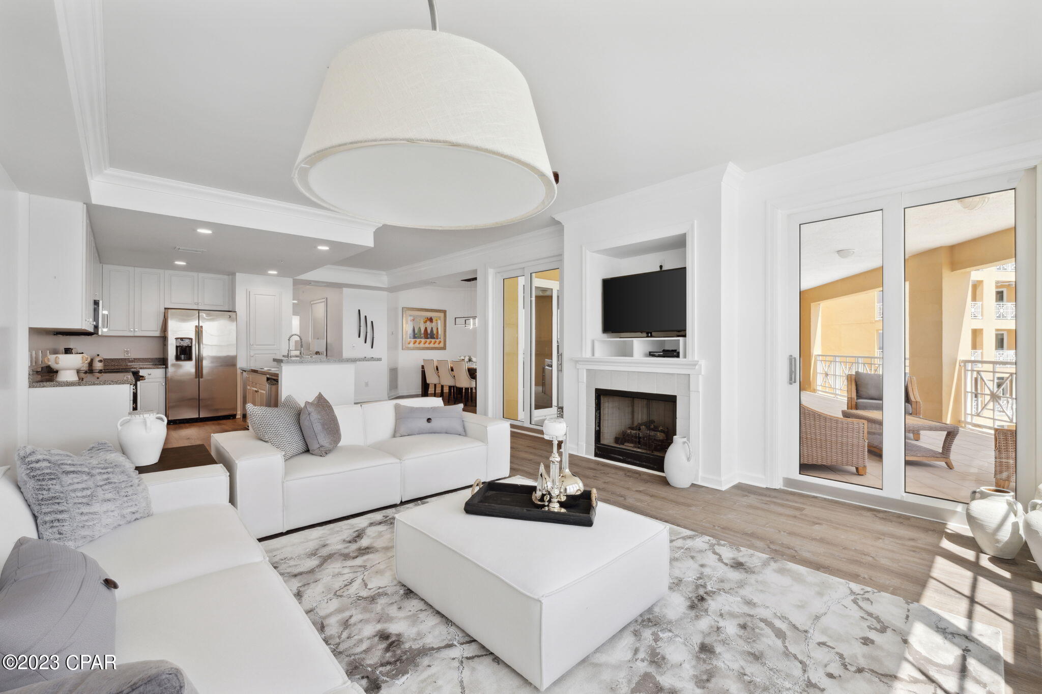 En Soleil Condo - Residential