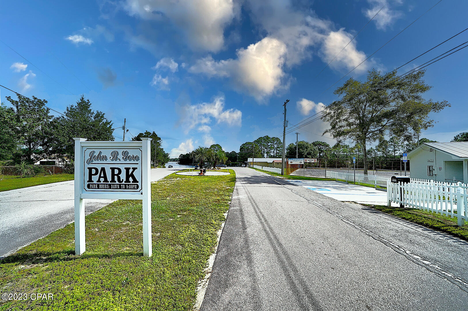Oakwoods - Residential