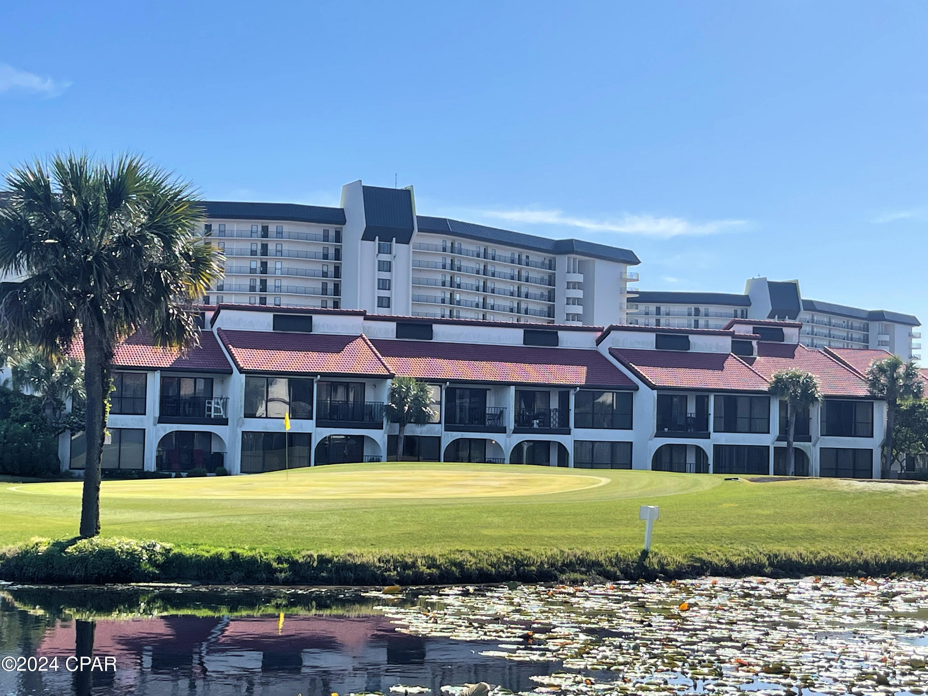 Edgewater Golf Villas 1 - Residential