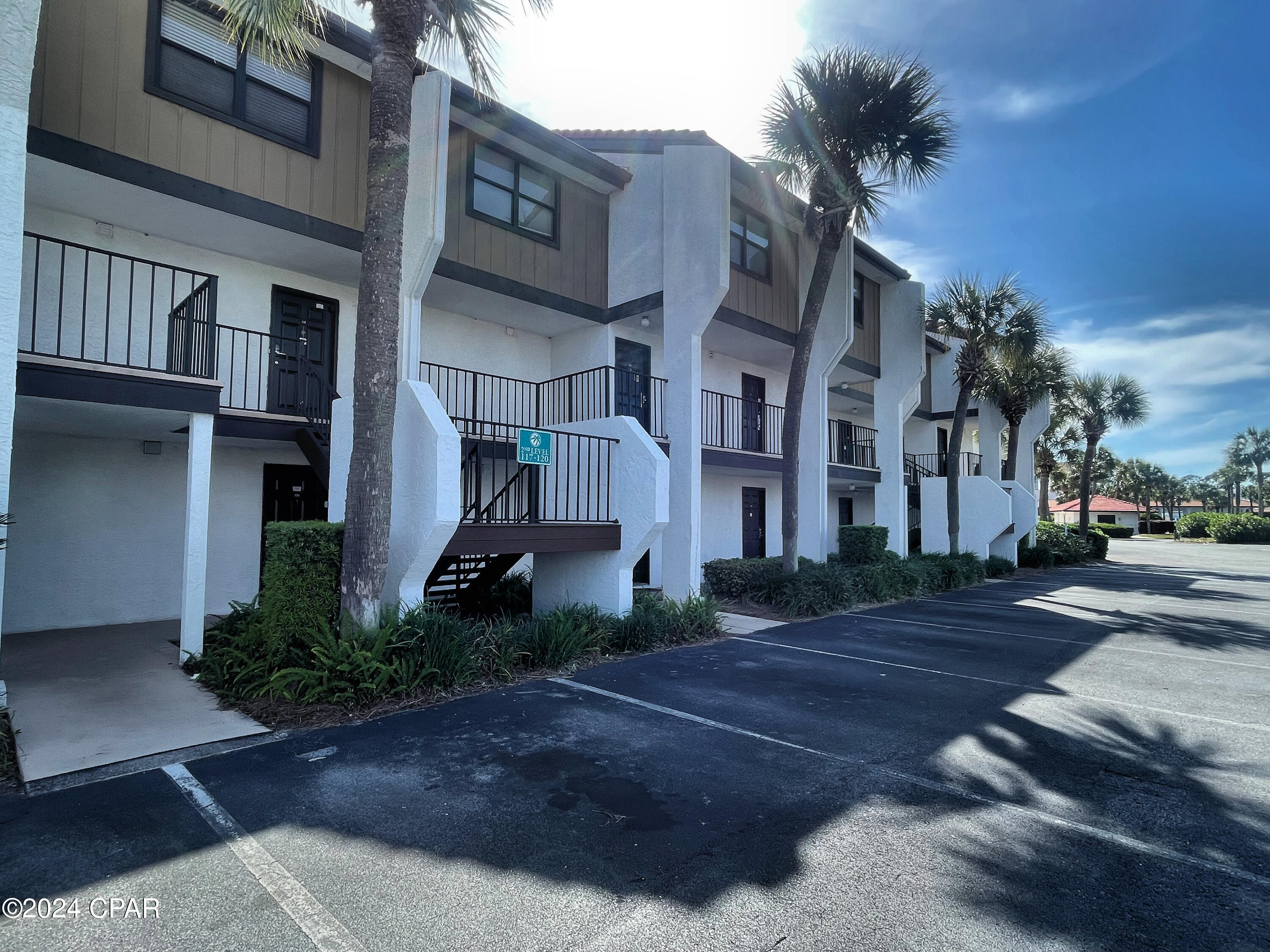 Edgewater Golf Villas 1 - Residential
