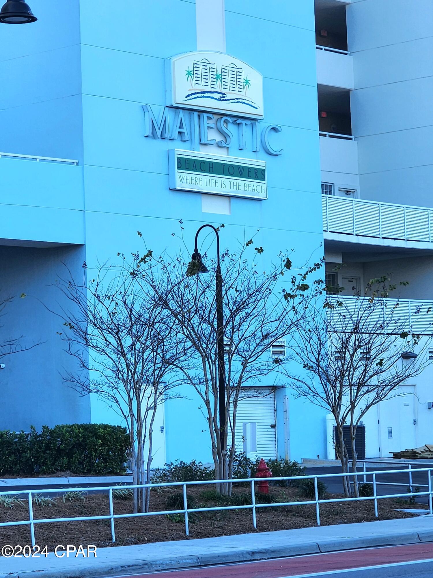 Majestic Beach Tower I - Residential