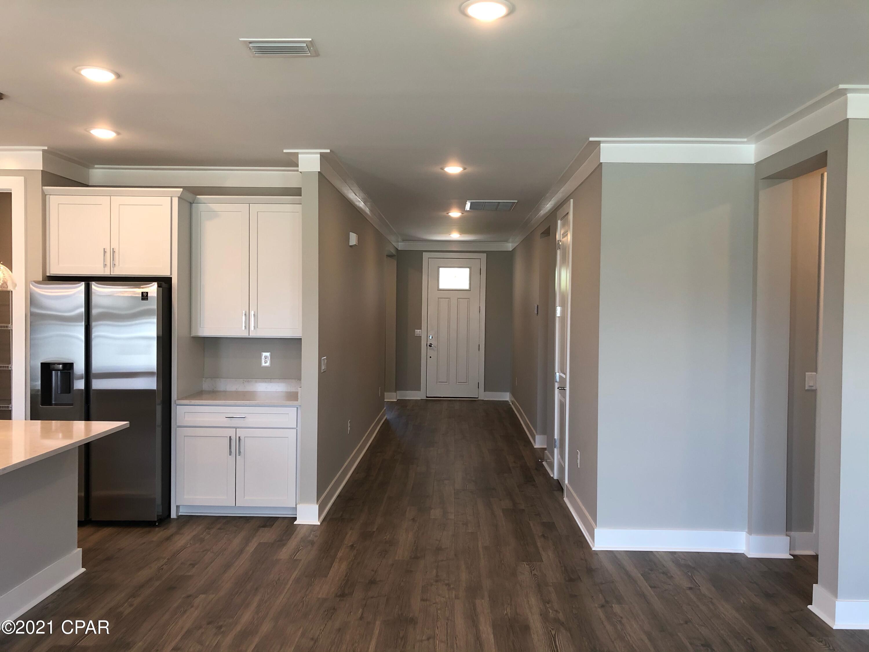 [No Recorded Subdiv] - Residential Lease