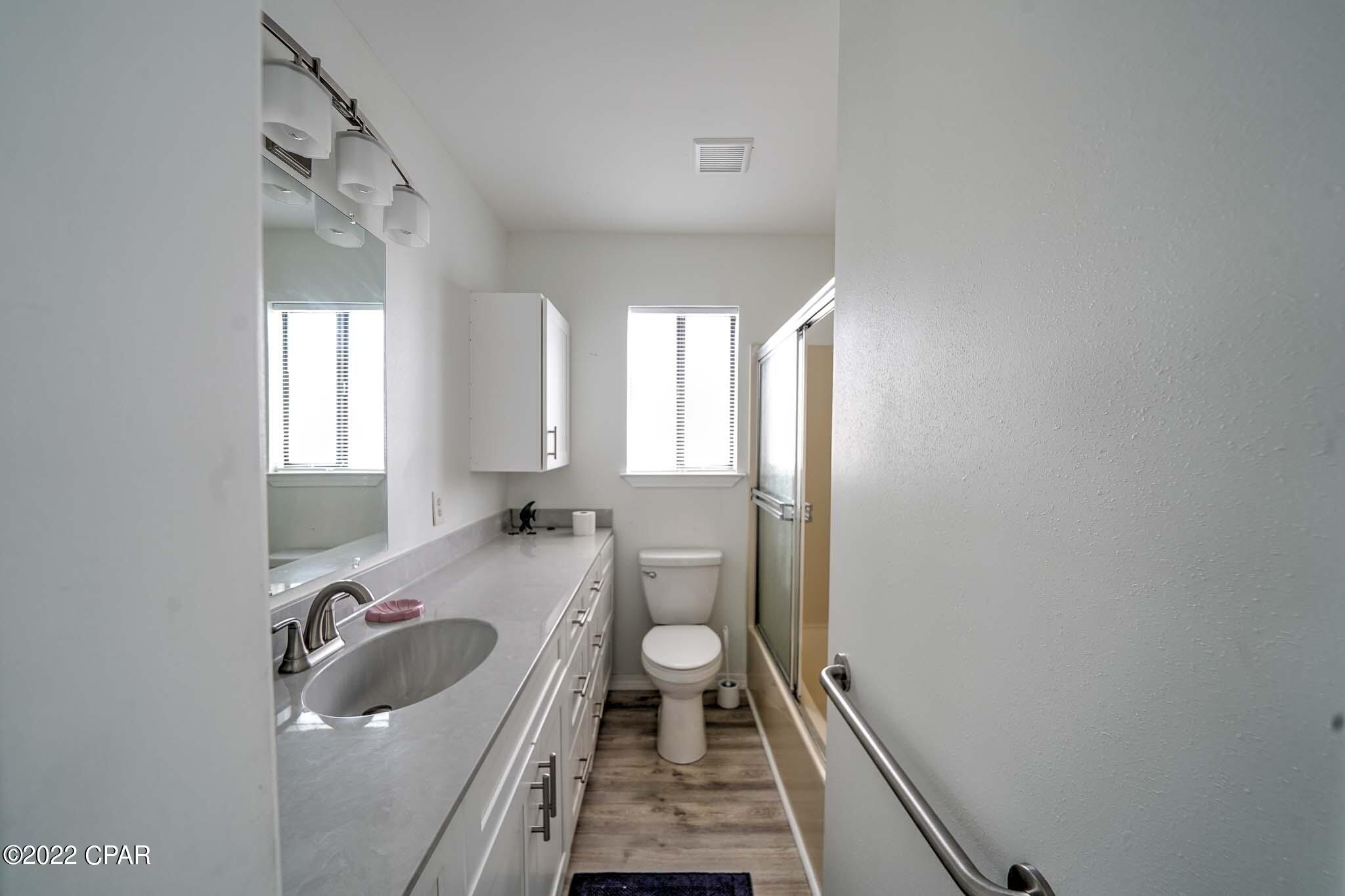 Venture Out Travel Trail - Residential