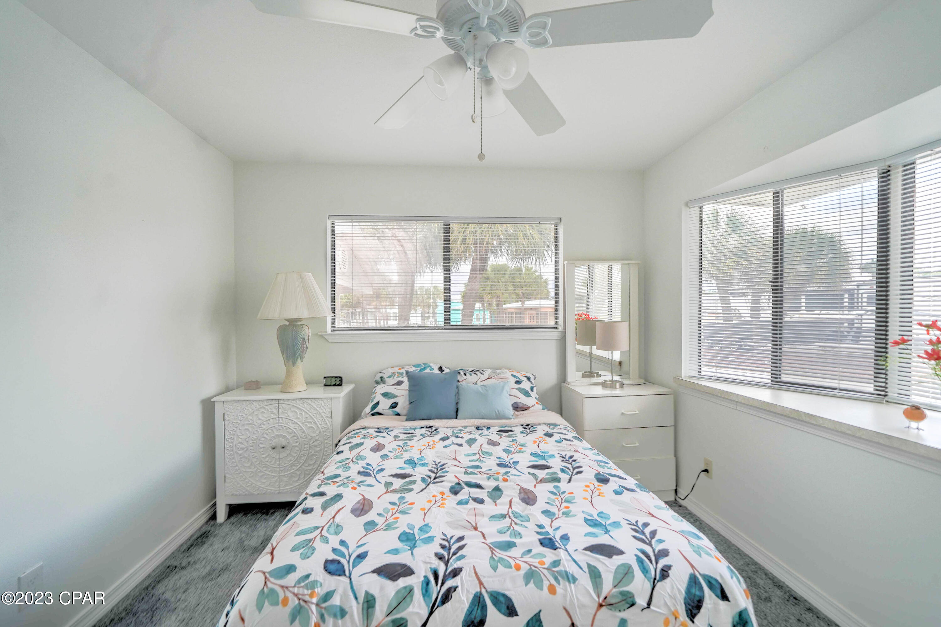 Venture Out Travel Trail - Residential