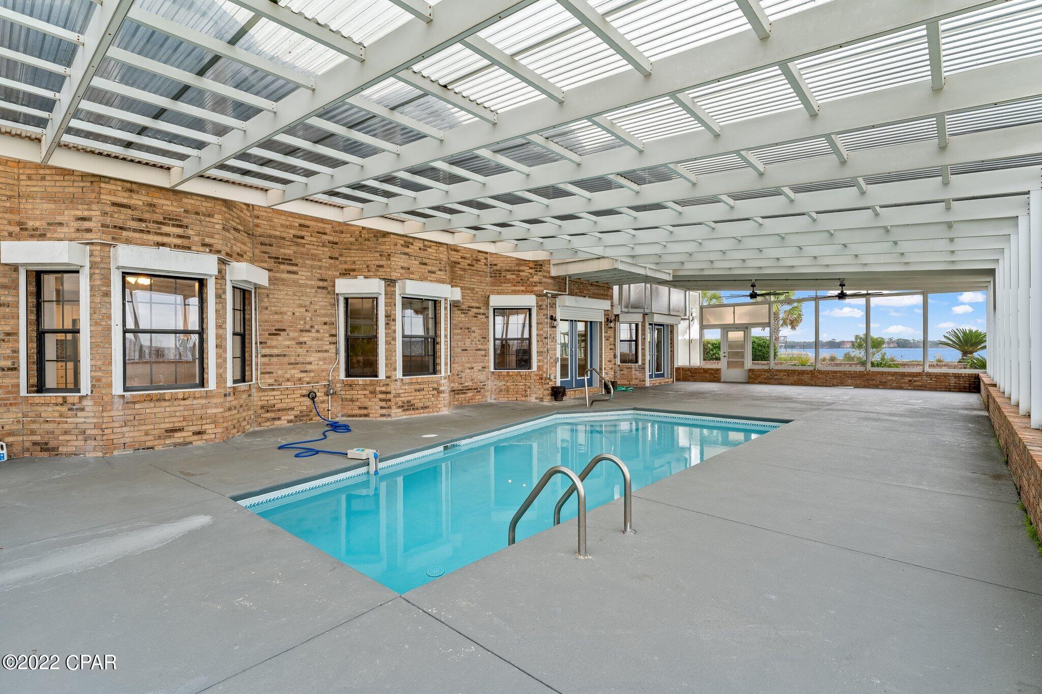Dolphin Point - Residential