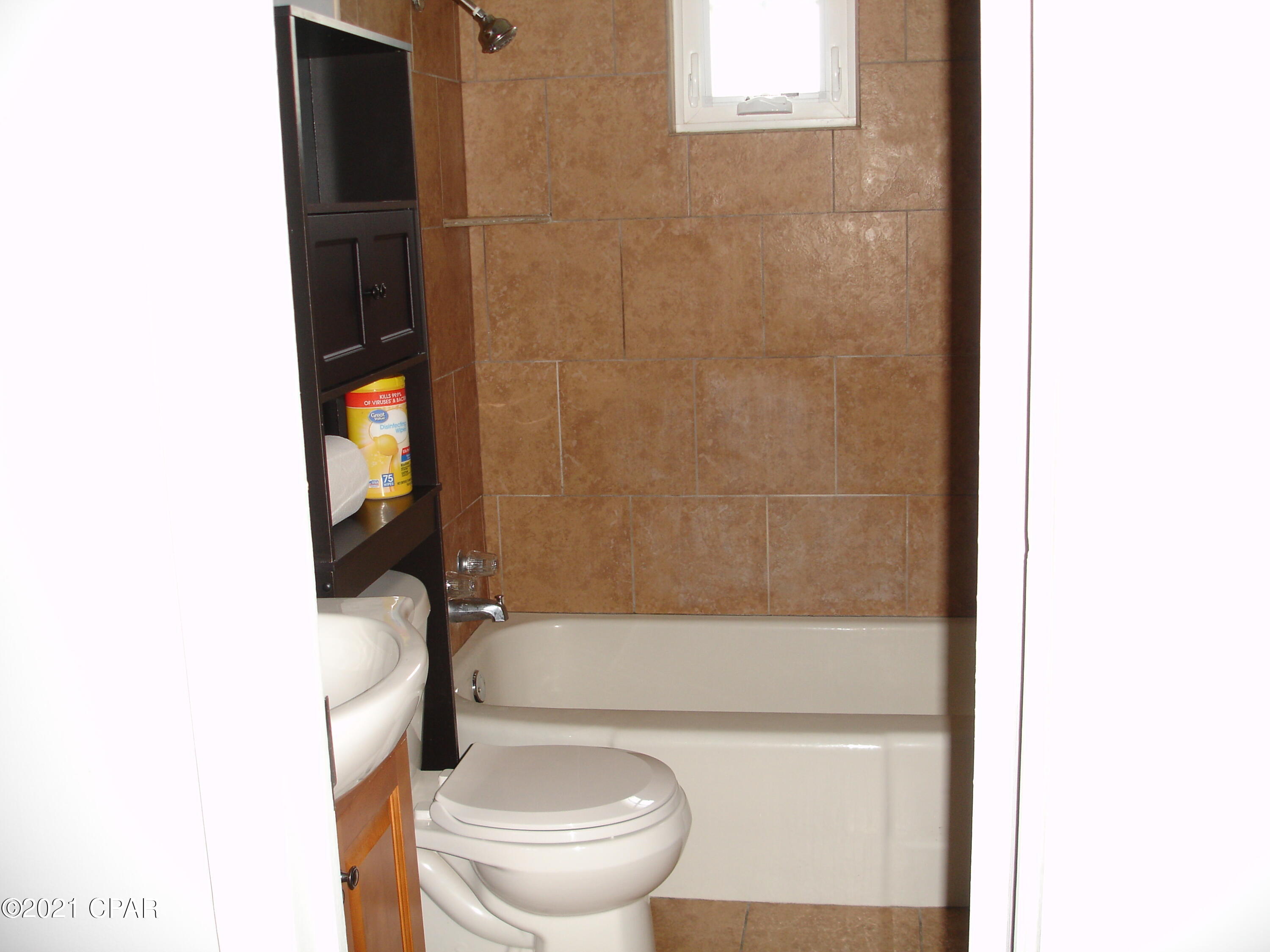 Keiths Bay Harbor Add - Residential Lease