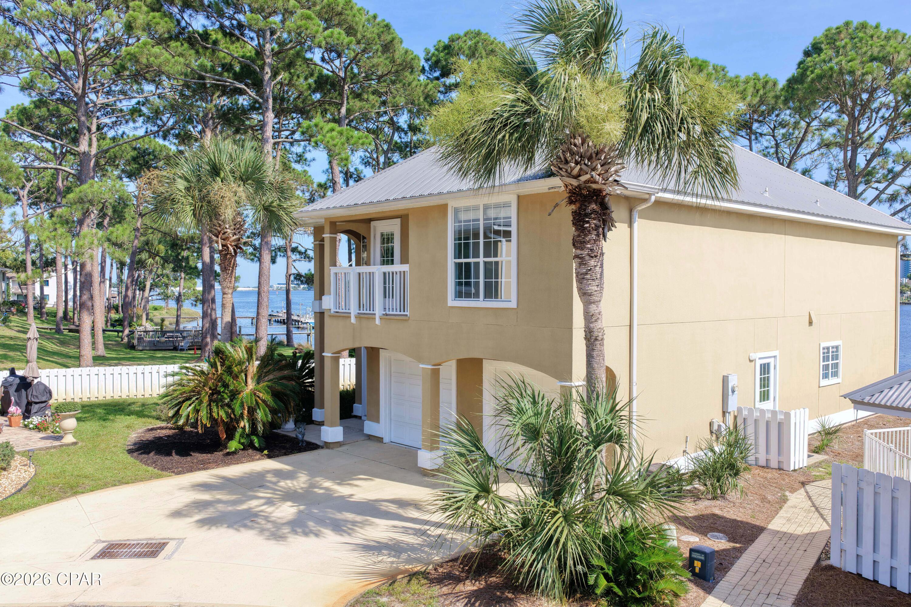 Lagoon Estates - Residential