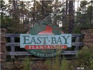 FORECLOSURE. This beautiful lot located in a WATERFRONT subdivision has 95 lots available on 107 acres. Adjoining lot also for sale.