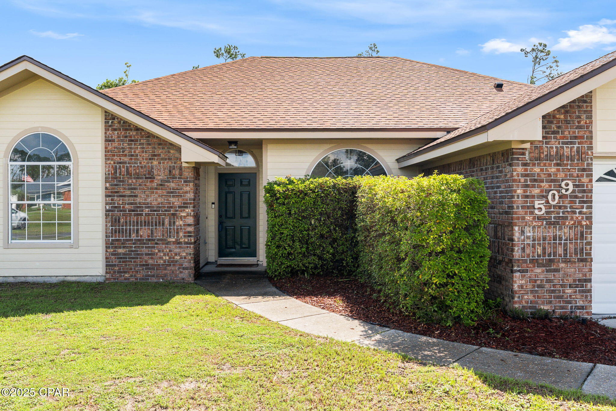 Colonial Est. - Residential