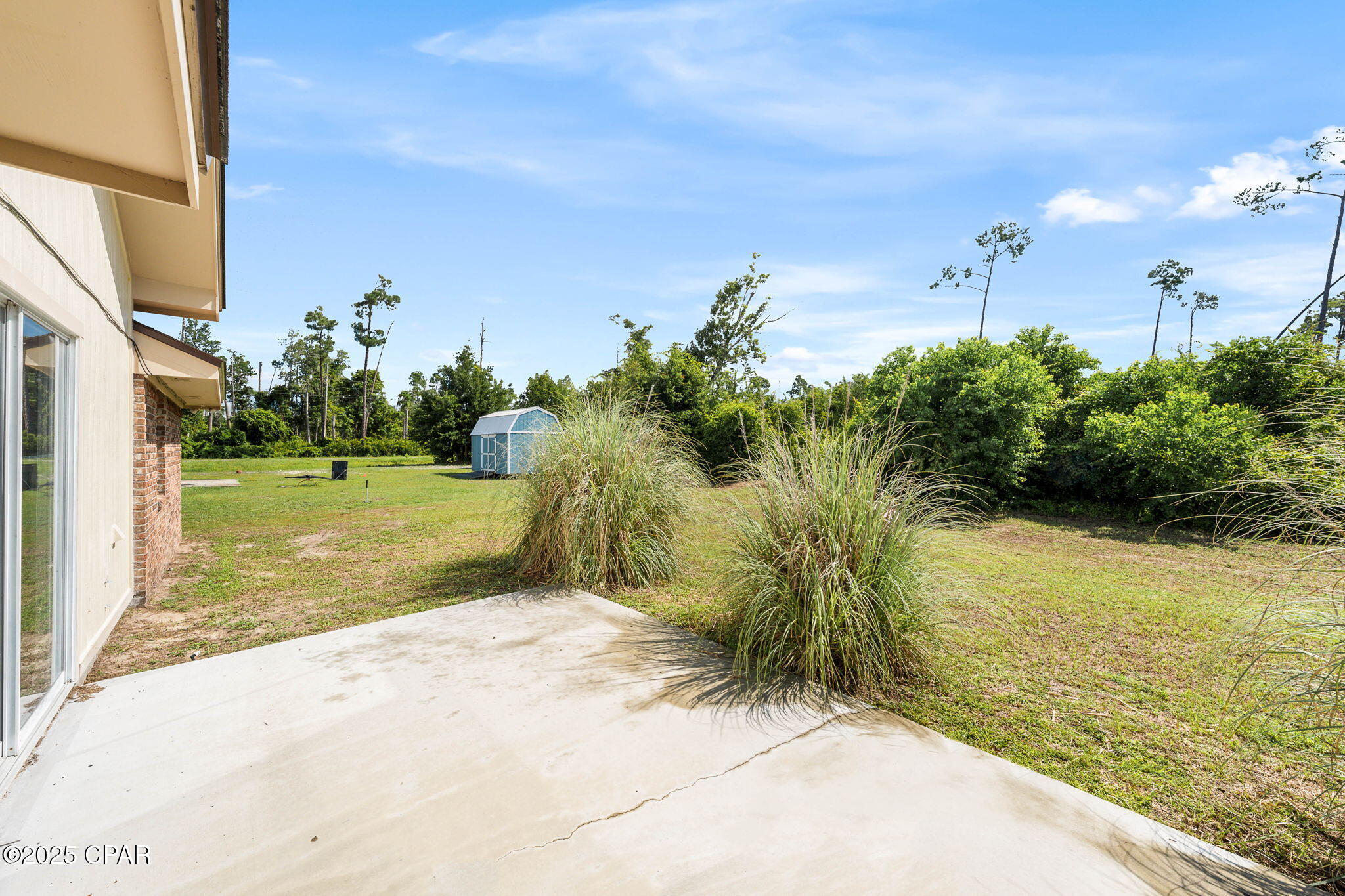 Colonial Est. - Residential