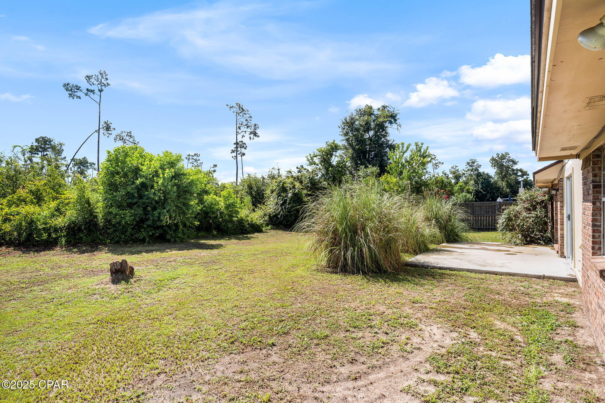 Colonial Est. - Residential