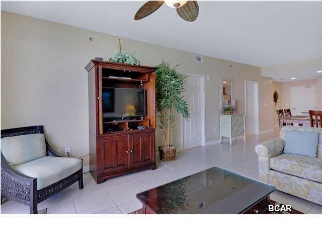 Splash Condo - Residential