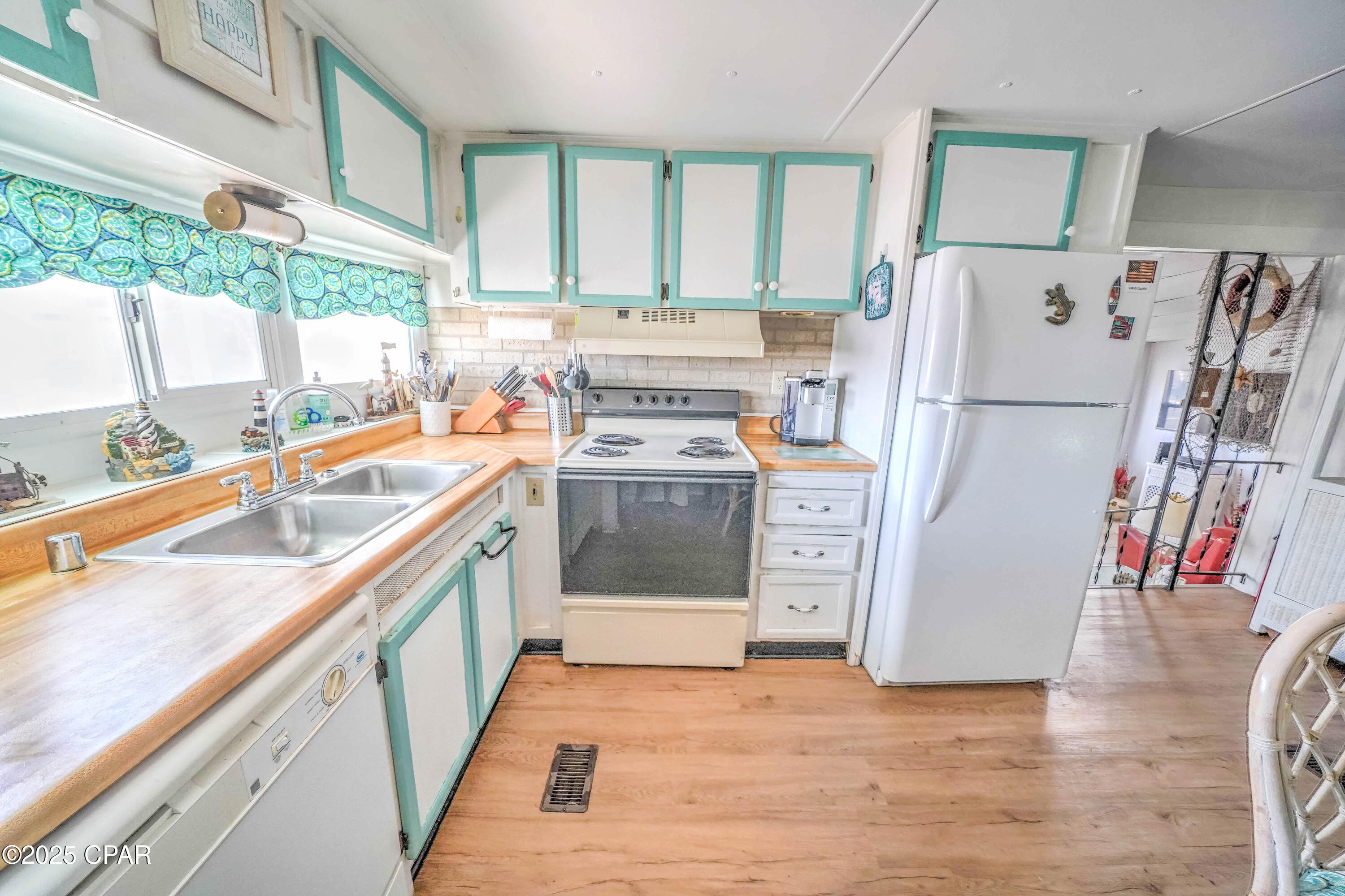Venture Out Travel Trail - Residential