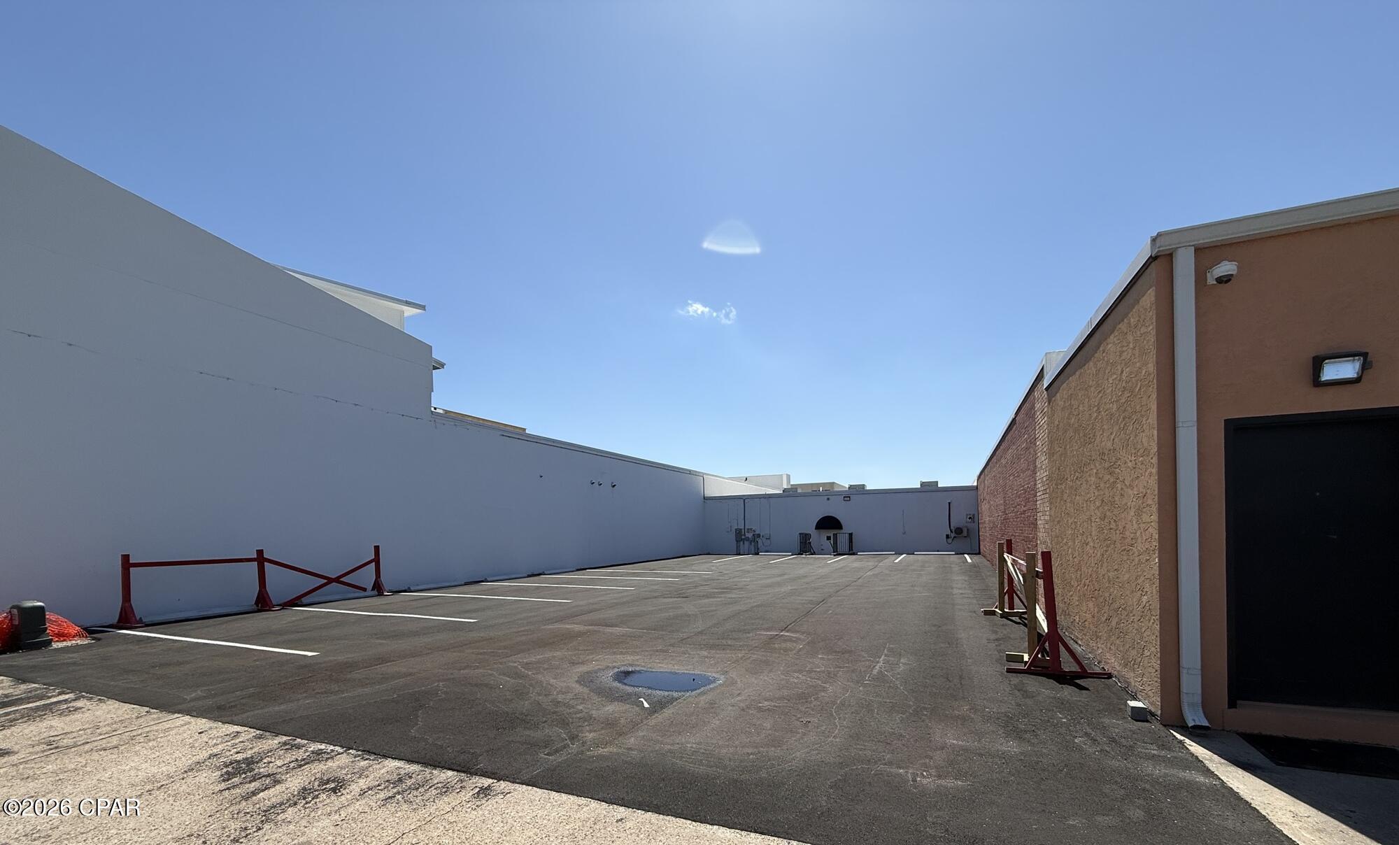 No Named Subdivision - Commercial Lease
