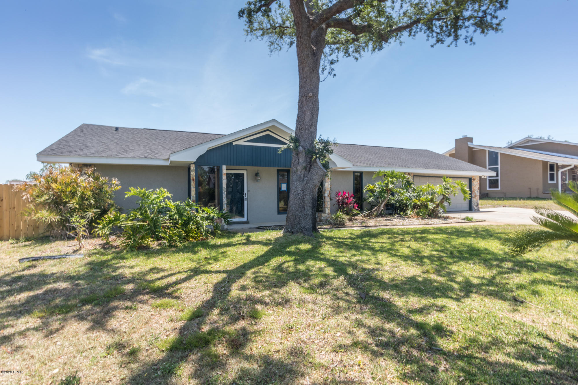 Venetian Villa 1st Add Replat - Residential